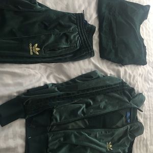 VELVET ADIDAS ORIGINALS 3pc TrackSuit. Green &Gold